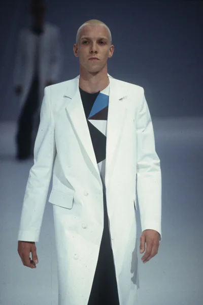 Look 34
